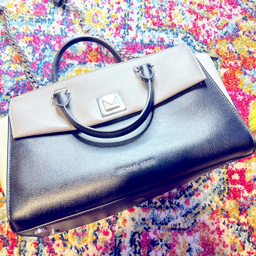 Mk purse